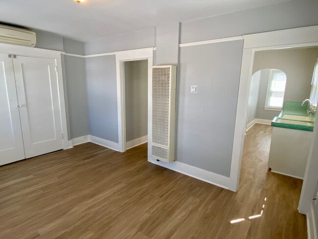 Photo - 2315-2317 State Street Unit 2317