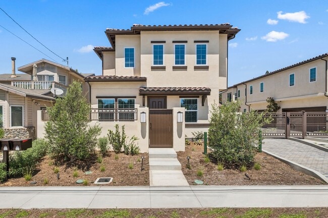 376 Hamilton St Unit A 103 - Costa Mesa, CA | WestsideRentals.com