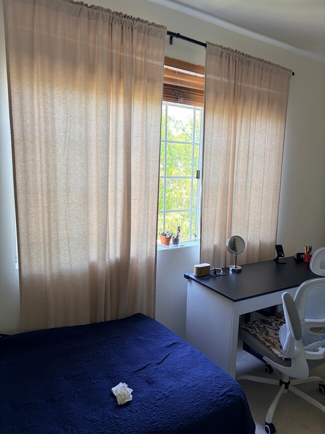 Photo - 1601 Hilts Ave Unit Apt 3