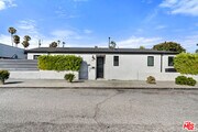 Photo - 801 Howard St