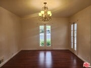 Photo - 328 S Oakhurst Dr House