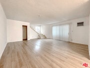 Photo - 935 N Alfred St Unit 5