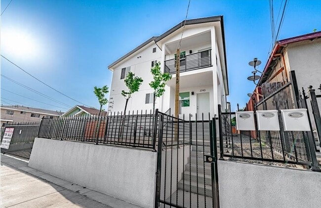 Photo - LANFRANCO(3743) Unit LANFRANCO(3743)