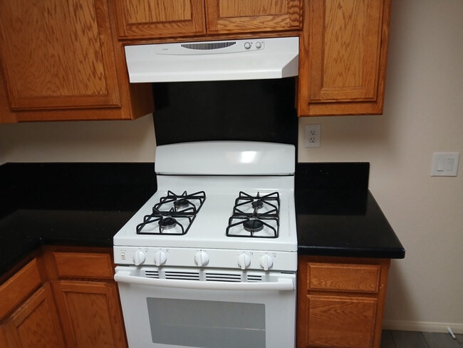 Building Photo - 38550 22nd St E