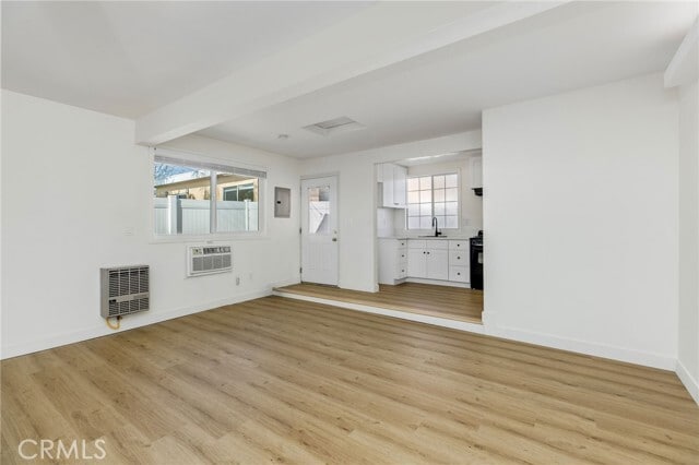 Photo - 16640 Los Alimos St