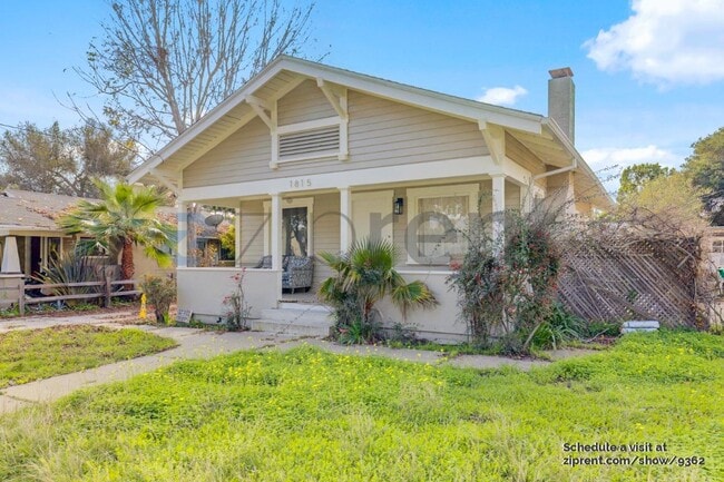 Photo - 1815 San Andres St