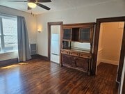Photo - 2520 W 7th St Apartments