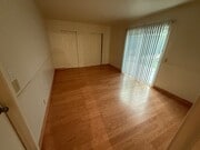 Photo - 6237 Hunter St