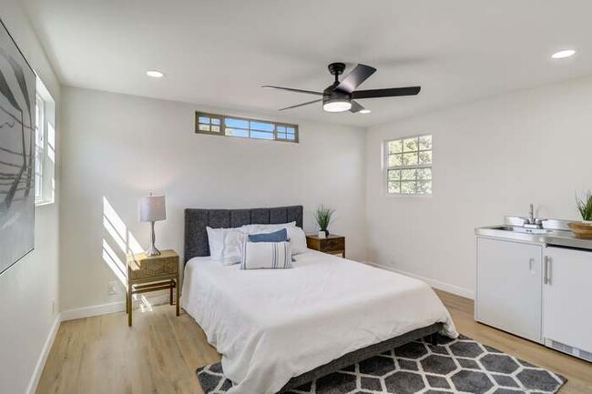 Photo - 3770 Clinton St Apartments Unit Studio B