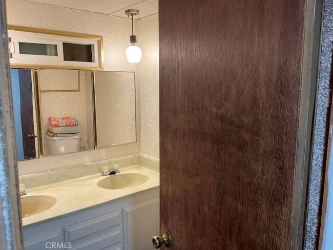 Photo - 15678 Avion Ln