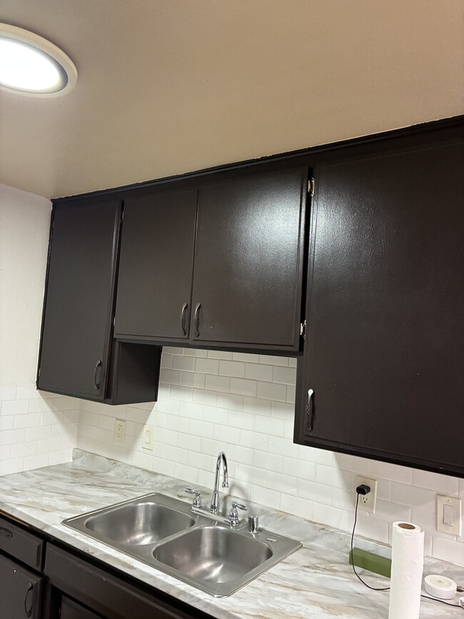 Photo - 457 W Lexington Dr