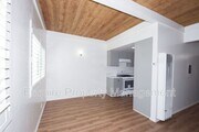 Photo - 420 W Linden Dr Unit #12
