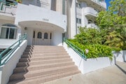 Entry & gated garage entry - 1315 S Saltair Ave Condo Unit 101
