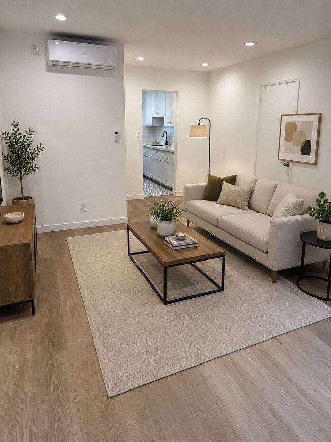 Photo - 2140 Beachwood Dr Unit 9