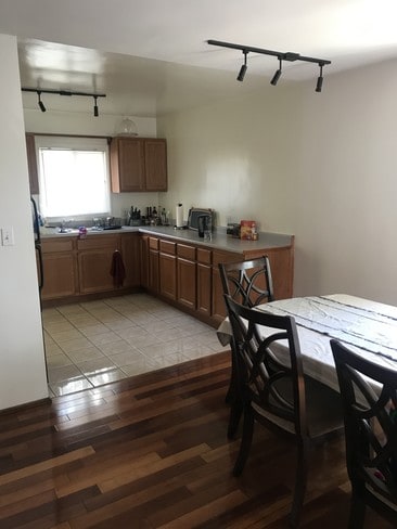Photo - 1414 S Dunsmuir Ave Unit 1414