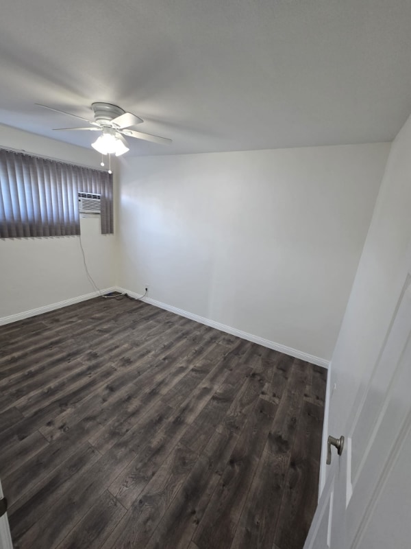 Photo - 6064 Whitsett Ave Unit 203