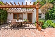 Photo - Incredible 4 bd 3 ba home