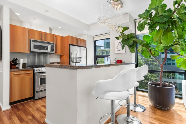 Photo - 350 Eleventh Ave Unit 316