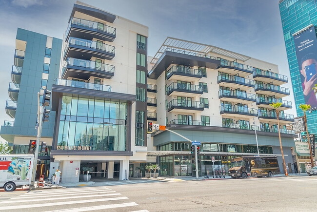 Photo - Wallace on Sunset Apartments