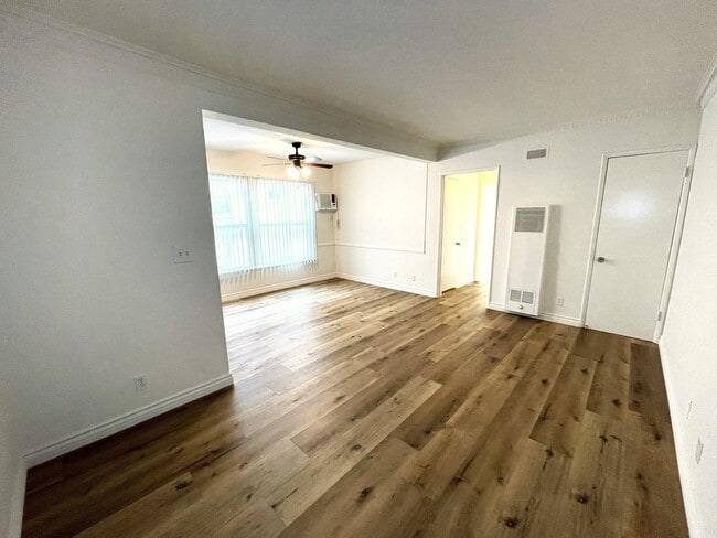 Photo - Palms Apartments