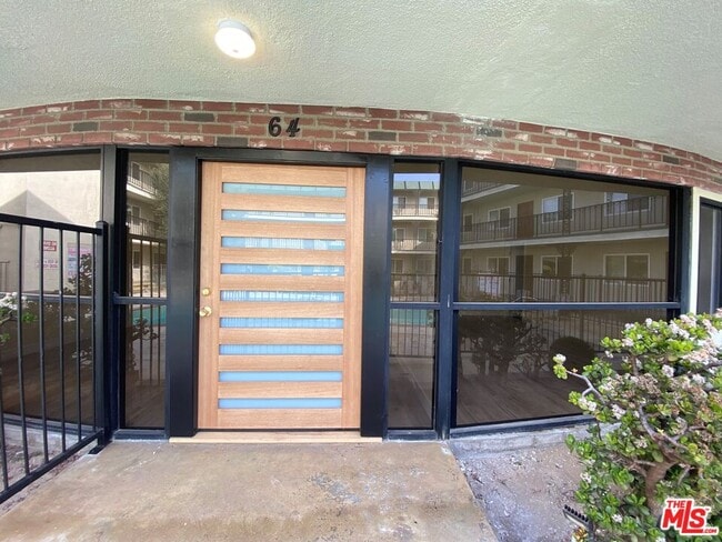 Photo - 13400 Cordary Ave Apartment