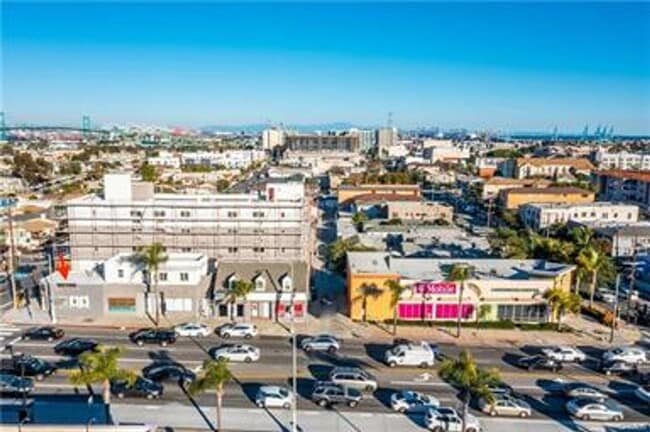 Photo - Office/Retail unit on Gaffey Available Unit 418