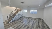 Photo - 12646 Oxnard St