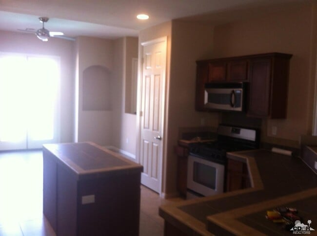 Photo - 78625 Bottlebrush Dr