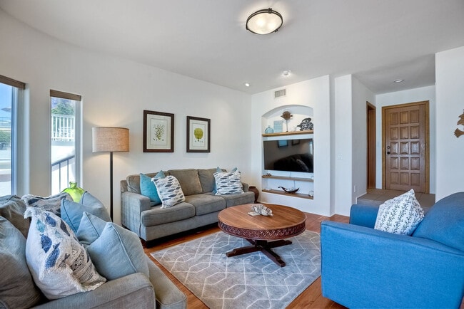 Photo - 2751 Ocean St Apartment Unit ID1248694P