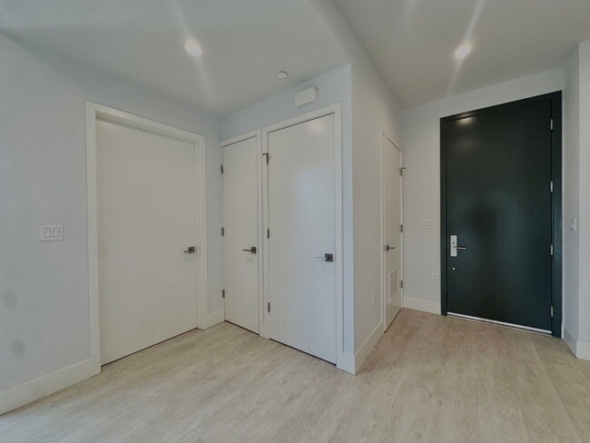 Photo - 5953 Saturn St Unit 306