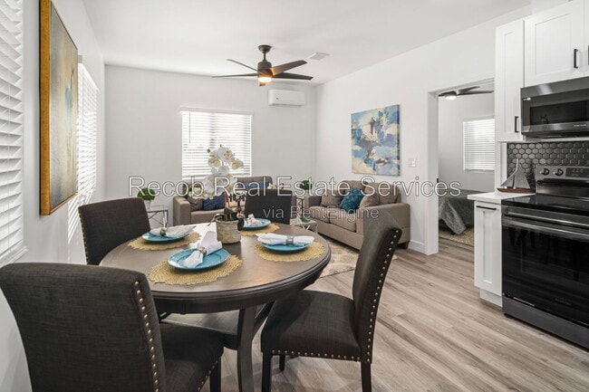 Photo - 4988 Genesee Ave Unit 4982