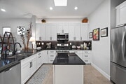 Photo - 105 N Kavenish Dr House