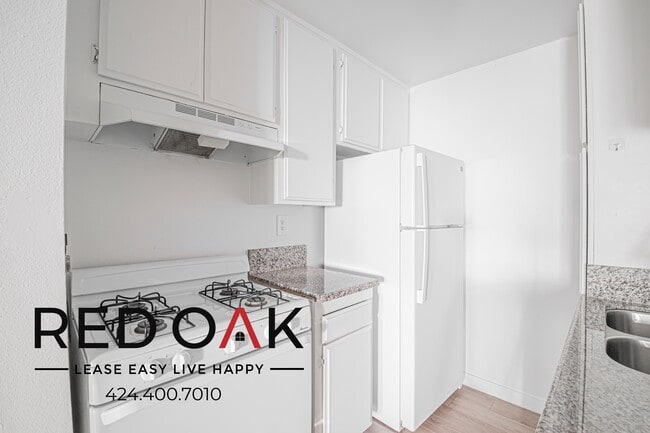 Photo - 11817 Victory Blvd Unit 106