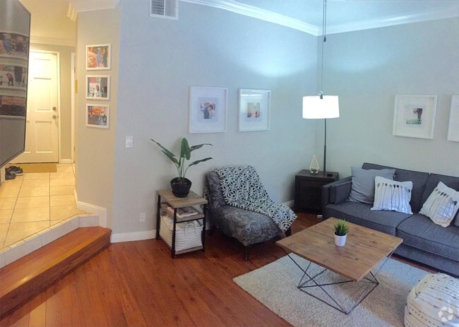 Building Photo - 941 W Carson St Rental
