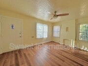 Photo - 119 E N St