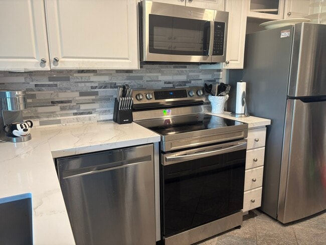 View From Kitchen Stove - 78129 Crimson Ct Unit 129