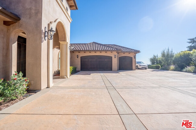 Photo - 2510 Belleview Rd