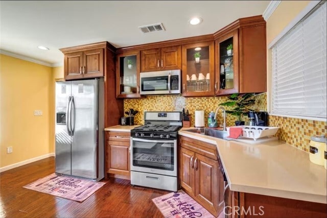Photo - 523 Fischer St