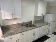 Unit 1B (2+1) - Los Feliz Arms Apartments