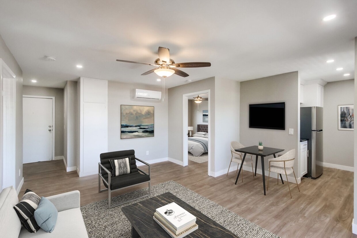 Floor Plan - 109, 200, 201, 203, 205, 209, 300, 301, 303, 30...