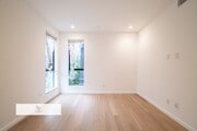 Photo - Elegant 3 Bedroom / 2.5 Bathroom Home in LA