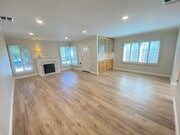 Photo - Beautifully Remodeled 3 Bedroom Naples Hom... House