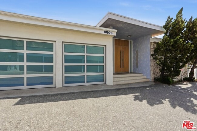 Photo - 18109 W Coastline Dr