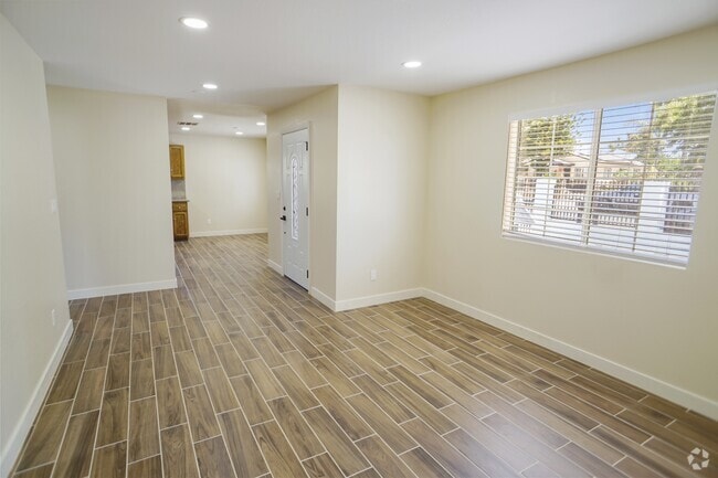 Building Photo - 10561 El Dorado Ave Rental