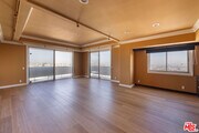Photo - 7250 Franklin Ave Unit 1209
