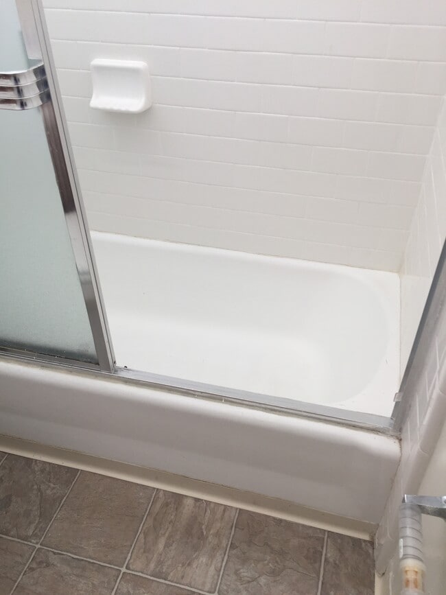 Photo - 1244 1/2 S Westgate Ave Unit 1240 .25