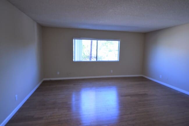 Photo - 12249 Oxnard St Unit 103