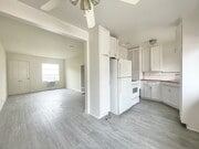 Photo - 525 E Valencia Ave Unit B