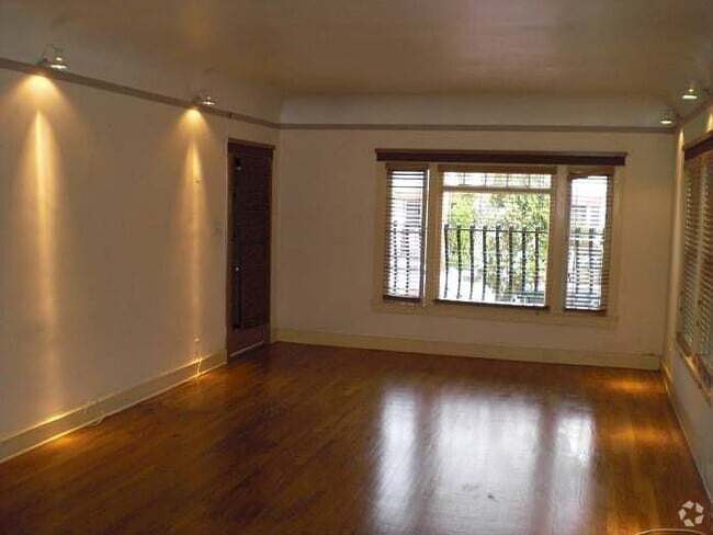 Building Photo - 625 N Spaulding Ave Unit 625 SPAULDING Rental