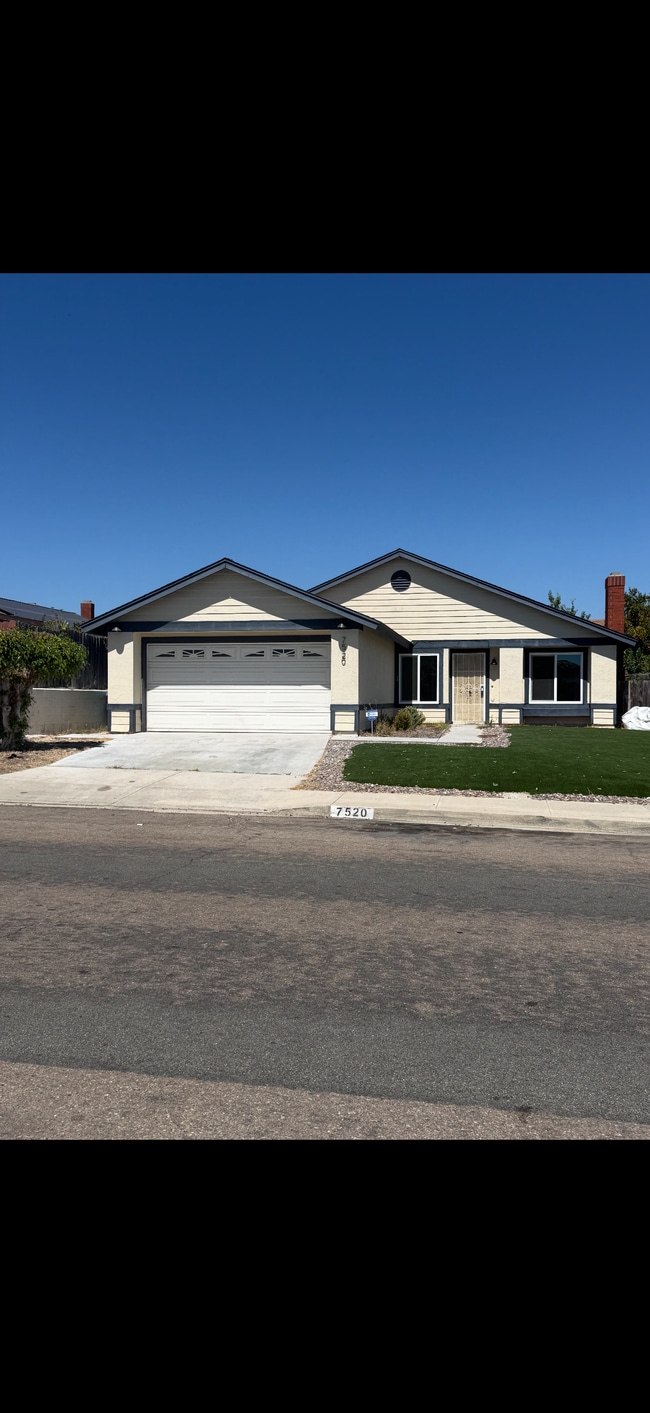 Building Photo - 7520 Woodbine Way